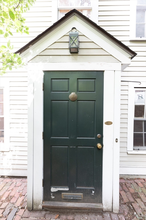 21A Pinckney