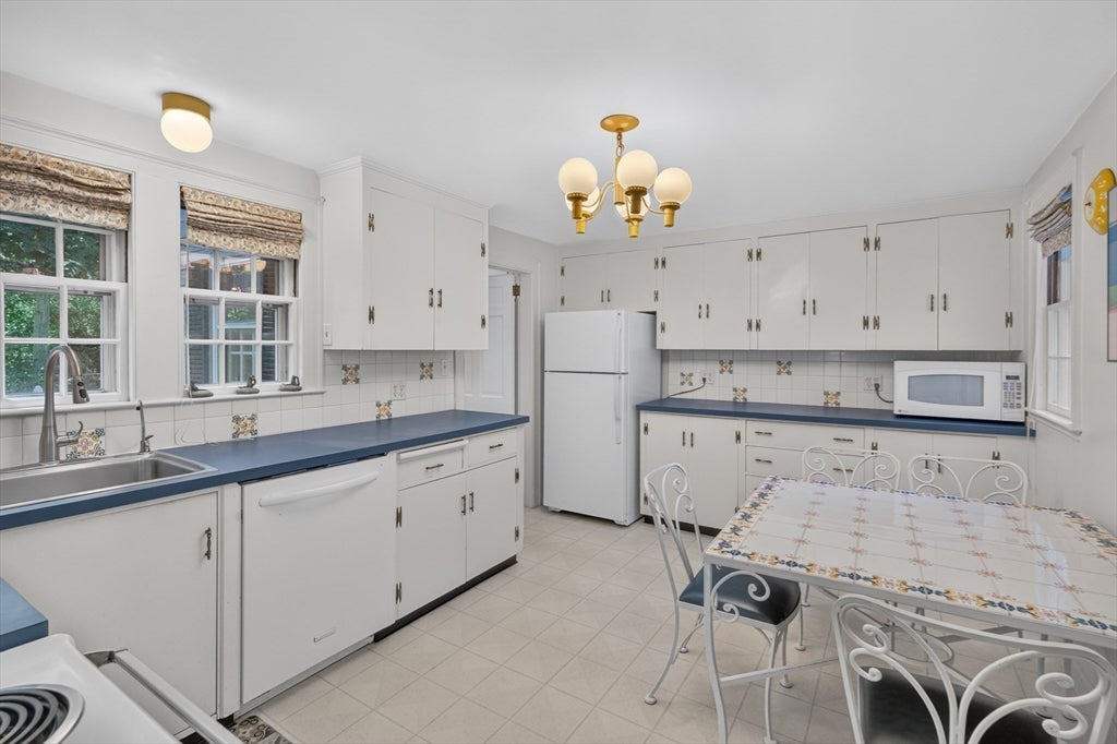 75 Warren AVE, Plymouth, MA, 75 Warren AVE, Plymouth, MA Photo #3