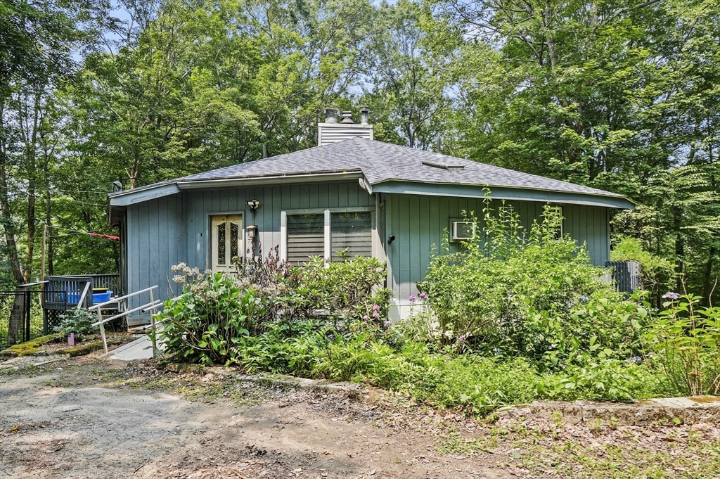 77 Vinton Road