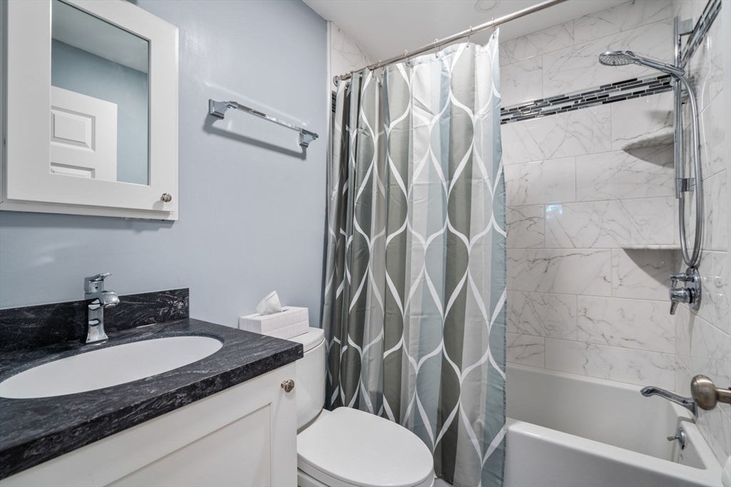 1210 Greendale Ave #311, Needham, MA Photo #14