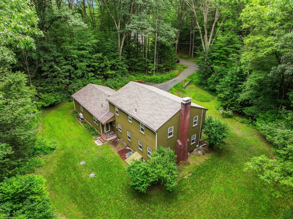 83 Hemlock Park Dr