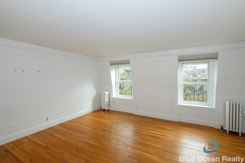 235 Beacon St 10