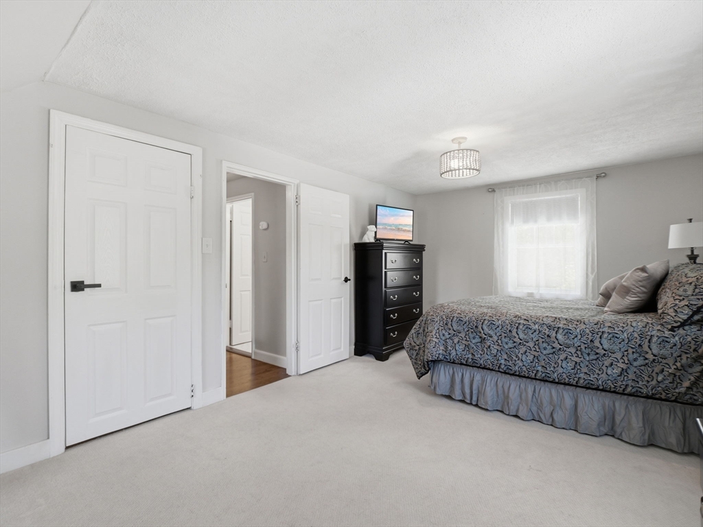 14 Walnut Rd, Chelmsford, MA Photo #25