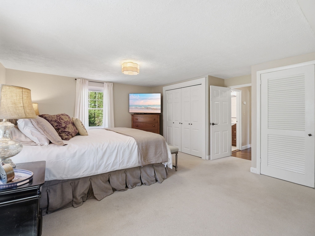 14 Walnut Rd, Chelmsford, MA Photo #21