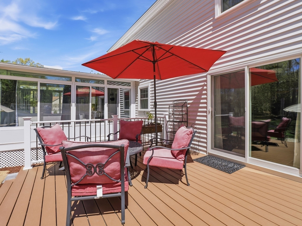 14 Walnut Rd, Chelmsford, MA Photo #34