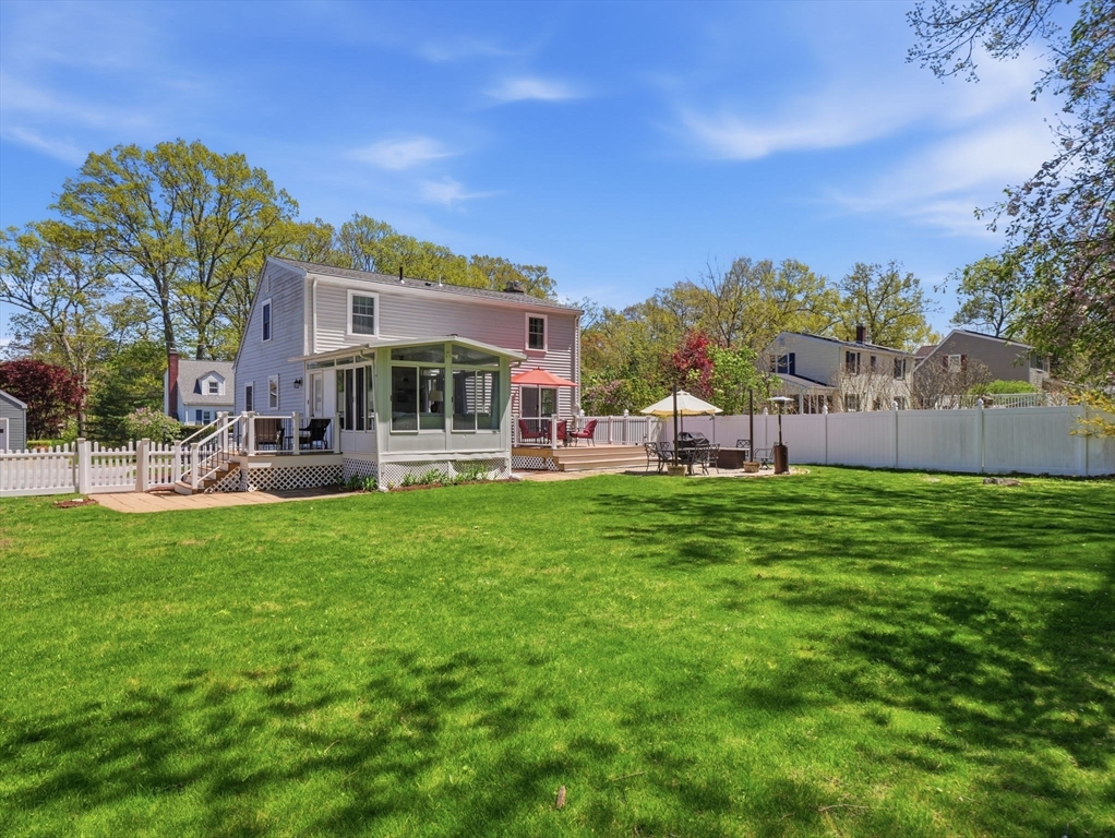 14 Walnut Rd, Chelmsford, MA Photo #36