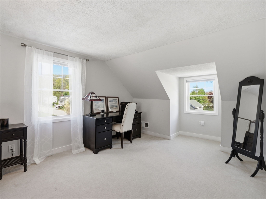 14 Walnut Rd, Chelmsford, MA Photo #27