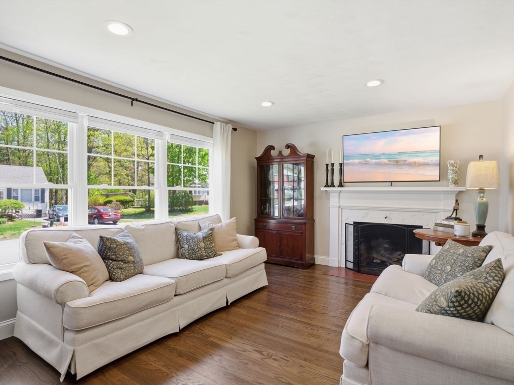 14 Walnut Rd, Chelmsford, MA Photo #14