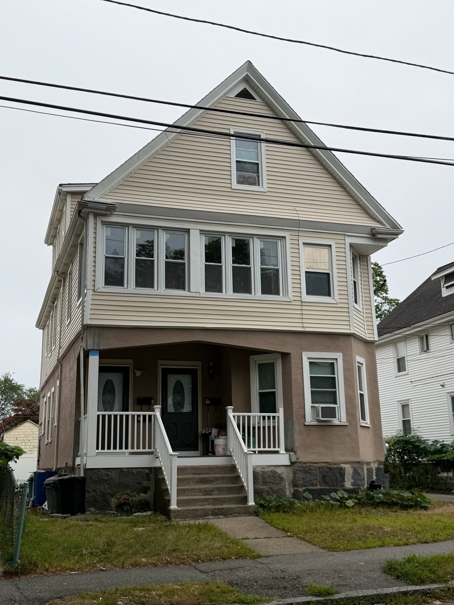Click for 170 Safford St #2, Quincy, MA slideshow Click for 170 Safford St #2, Quincy, MA slideshow