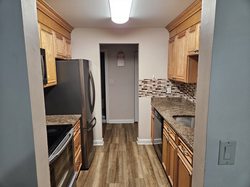 44 Main. St 504
