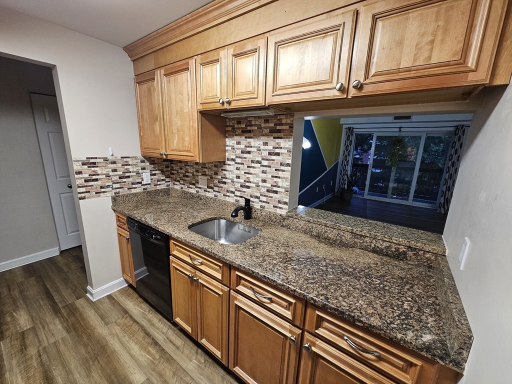 44 Main. St 504