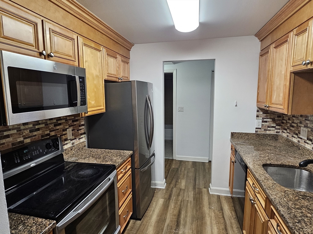 44 Main. St 504