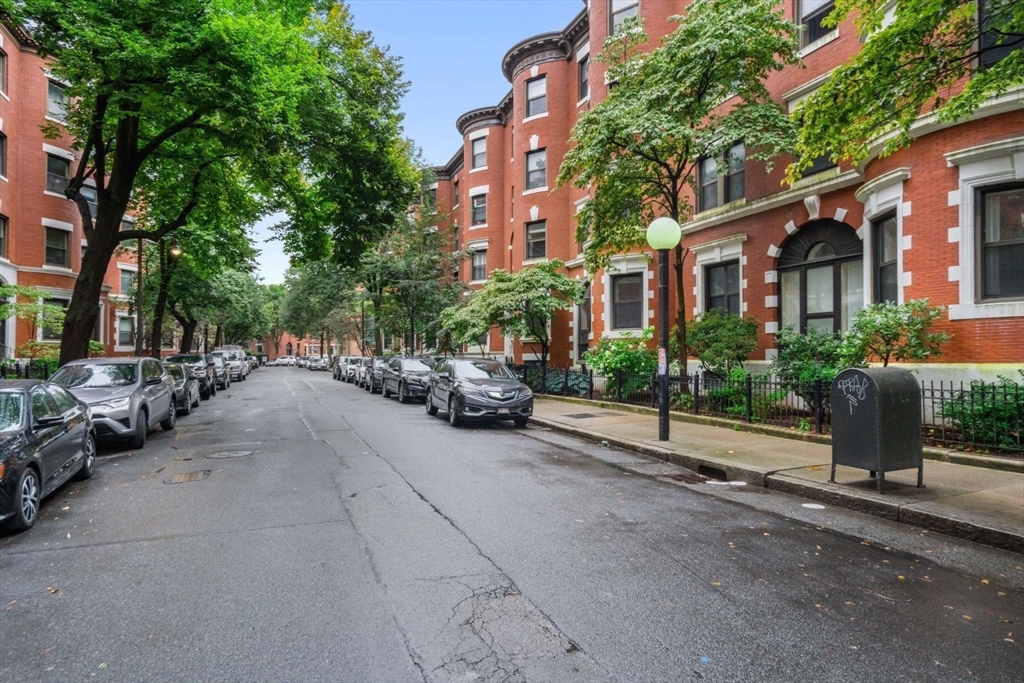 102 Gainsborough Street #302E, Boston, MA Photo #6