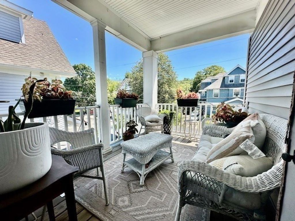 Photo of 305 Cabot St #4, Newton, MA 02460 (MLS # 73477923)