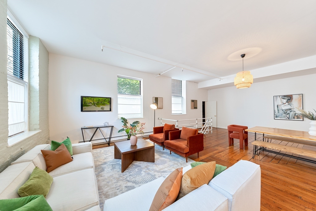 69 Harvey St 3
