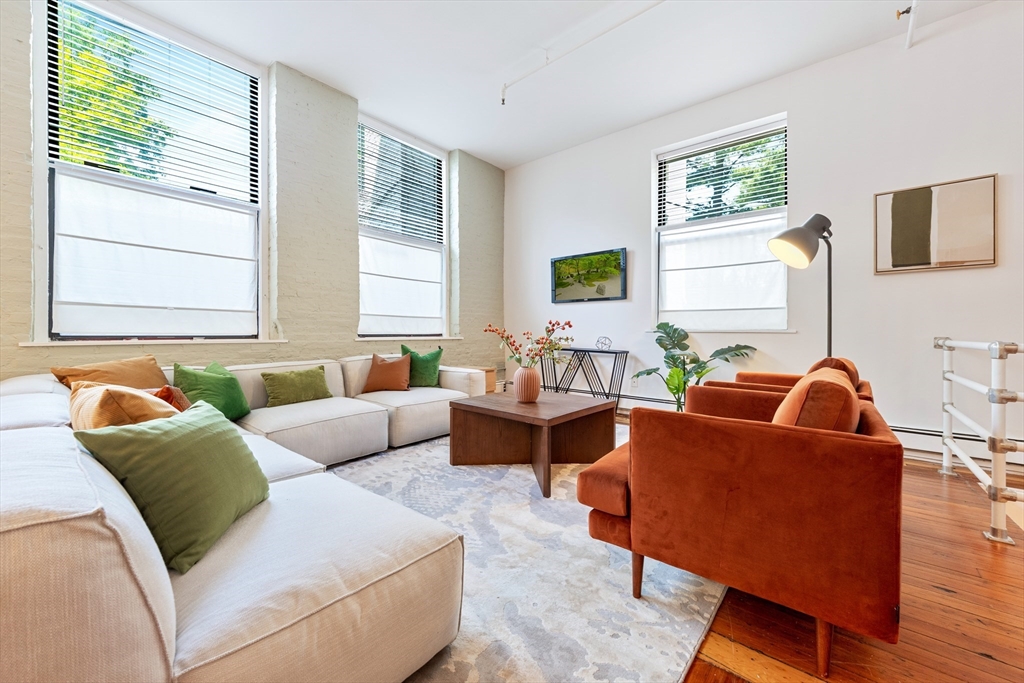 69 Harvey St 3