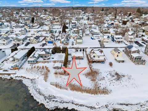 Photo of 27 Bayview Ave, Fairhaven, MA 02719 (MLS # 73473361)