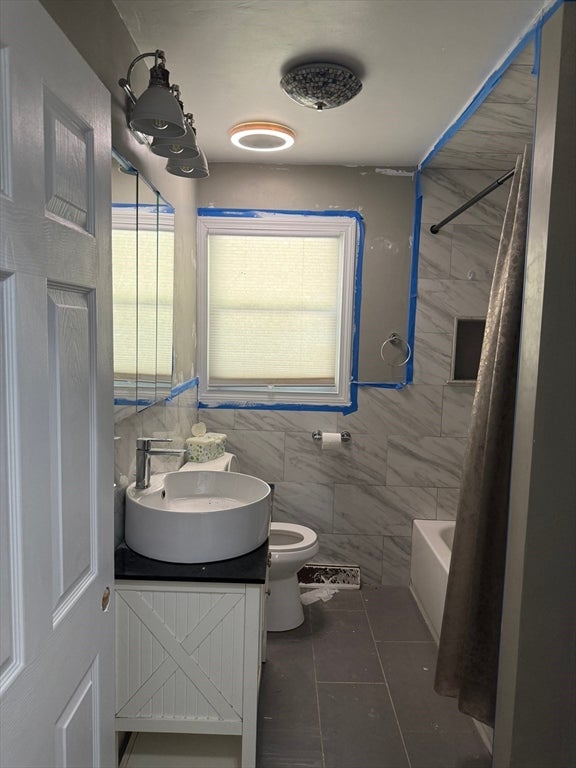 28 Beacham Ave #1, Saugus, MA Photo #9