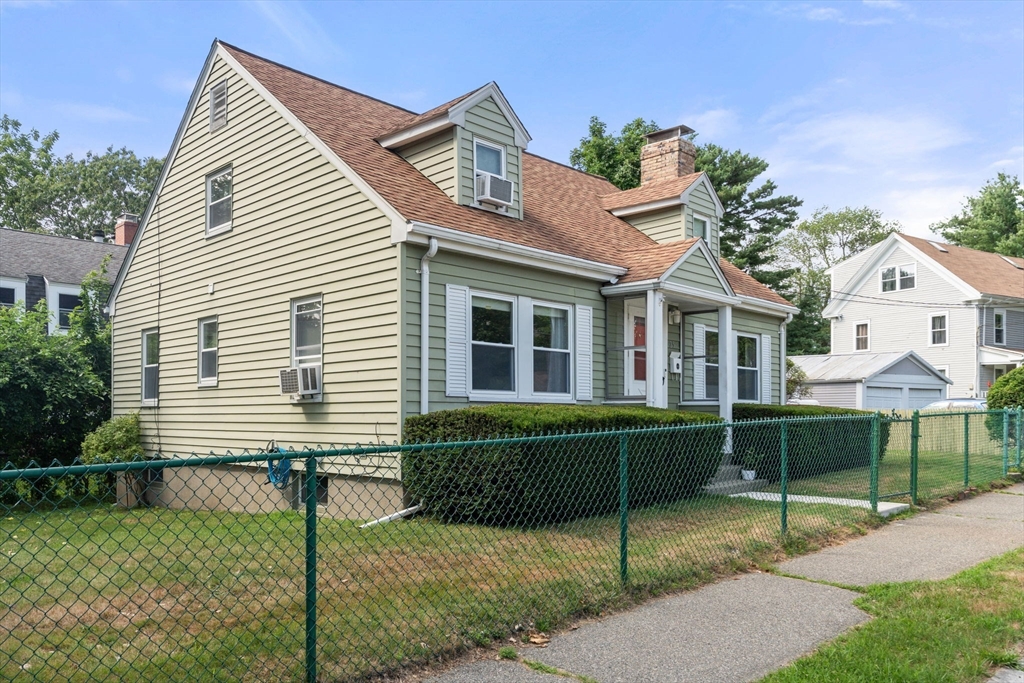 25 Saco Street