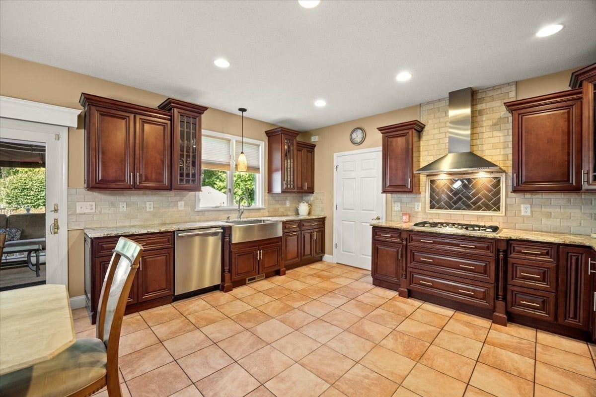 84 Jane Howland Dr, Seekonk, MA, 84 Jane Howland Dr, Seekonk, MA Photo #6