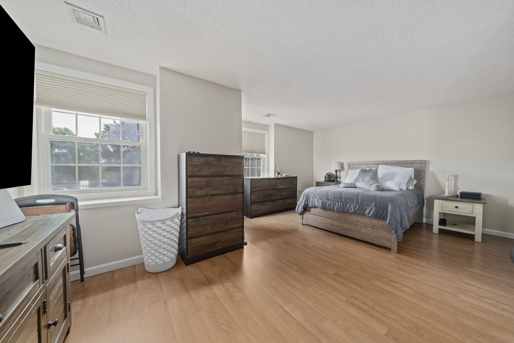 85 Whitman St 204