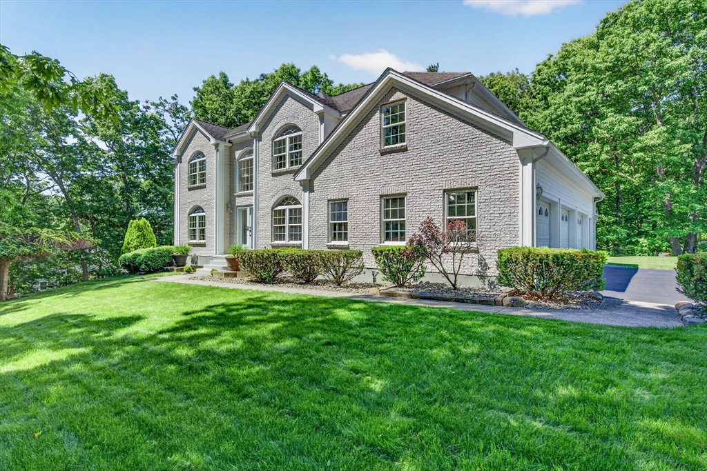 176 Robbs Hill Rd