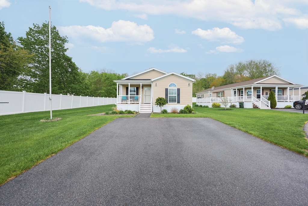 12 Linsay Drive
