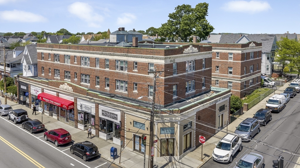 8 Walnut St 28