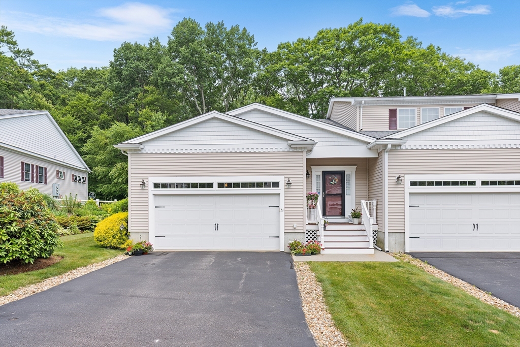 51 Spruce St 51