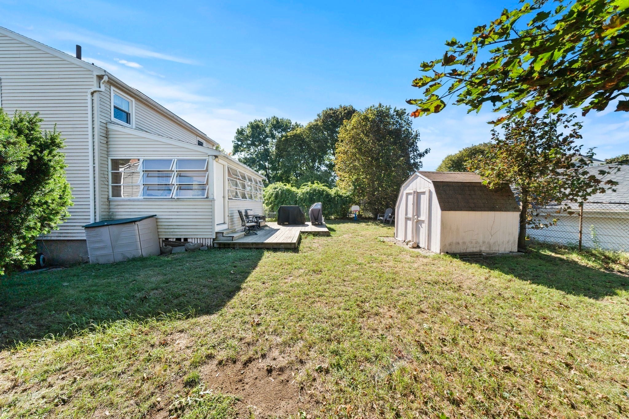 18 Thompson Ln, Lynn, MA Photo #32