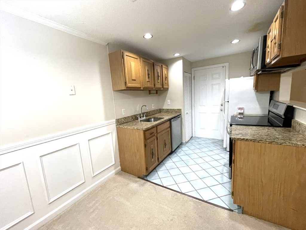 13 Walden Dr 5