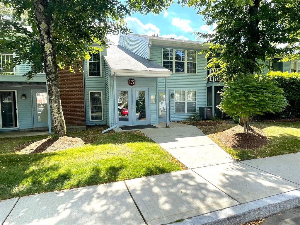 13 Walden Dr 5