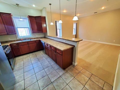 37 Central Square 37B Bridgewater MA 02324