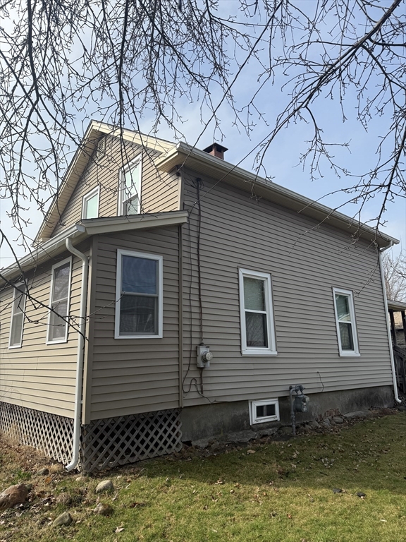 22 Hockanum Rd