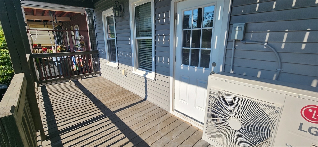 233 Chelsea St #2, Boston, MA, 233 Chelsea St #2, Boston, MA Photo #4