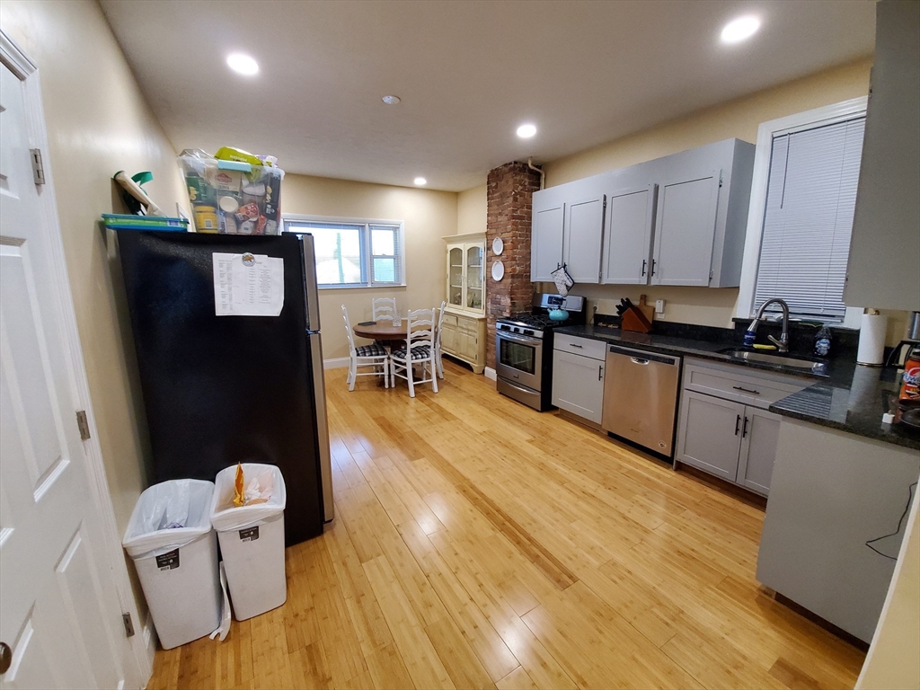 233 Chelsea St #2, Boston, MA, 233 Chelsea St #2, Boston, MA Photo #6