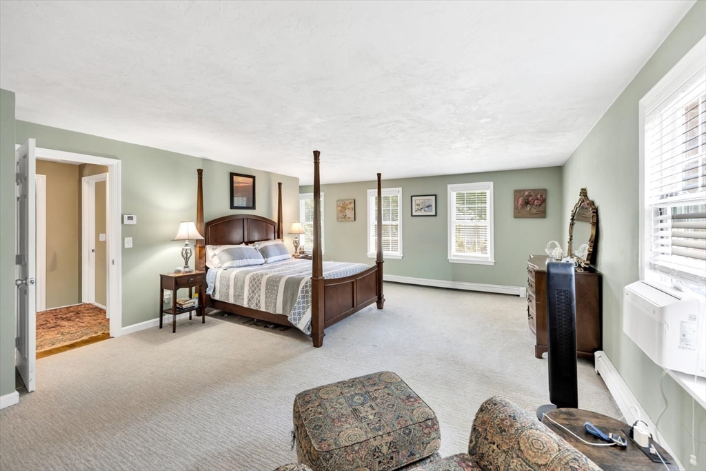 53 Thornberry Cir, Mashpee, MA Photo #25