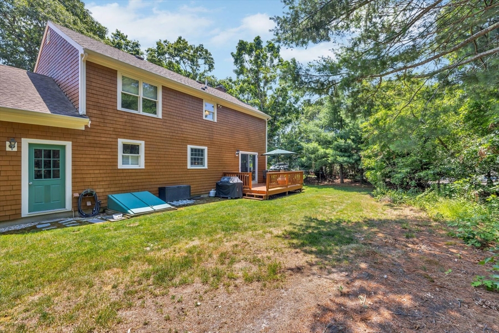 53 Thornberry Cir, Mashpee, MA Photo #41