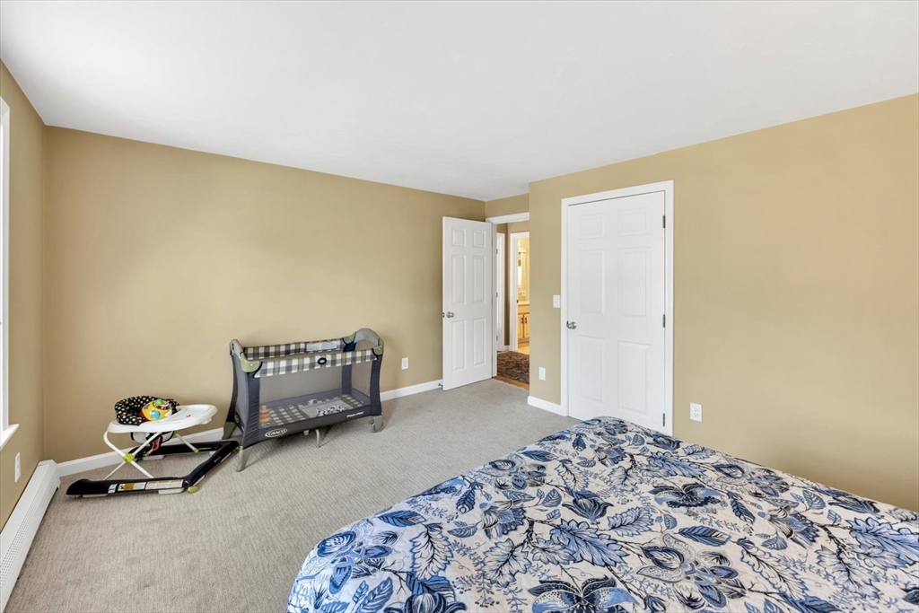 53 Thornberry Cir, Mashpee, MA Photo #35