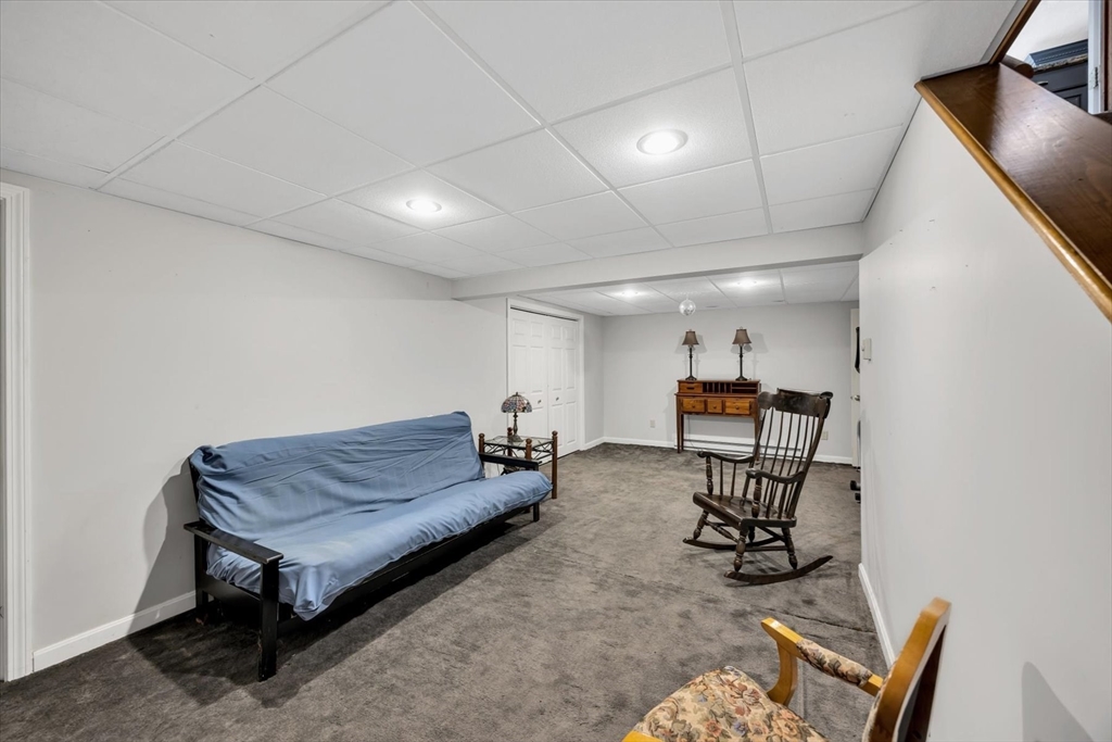 53 Thornberry Cir, Mashpee, MA Photo #36