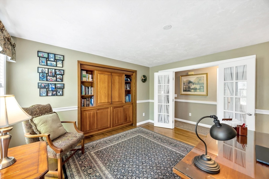 53 Thornberry Cir, Mashpee, MA Photo #23