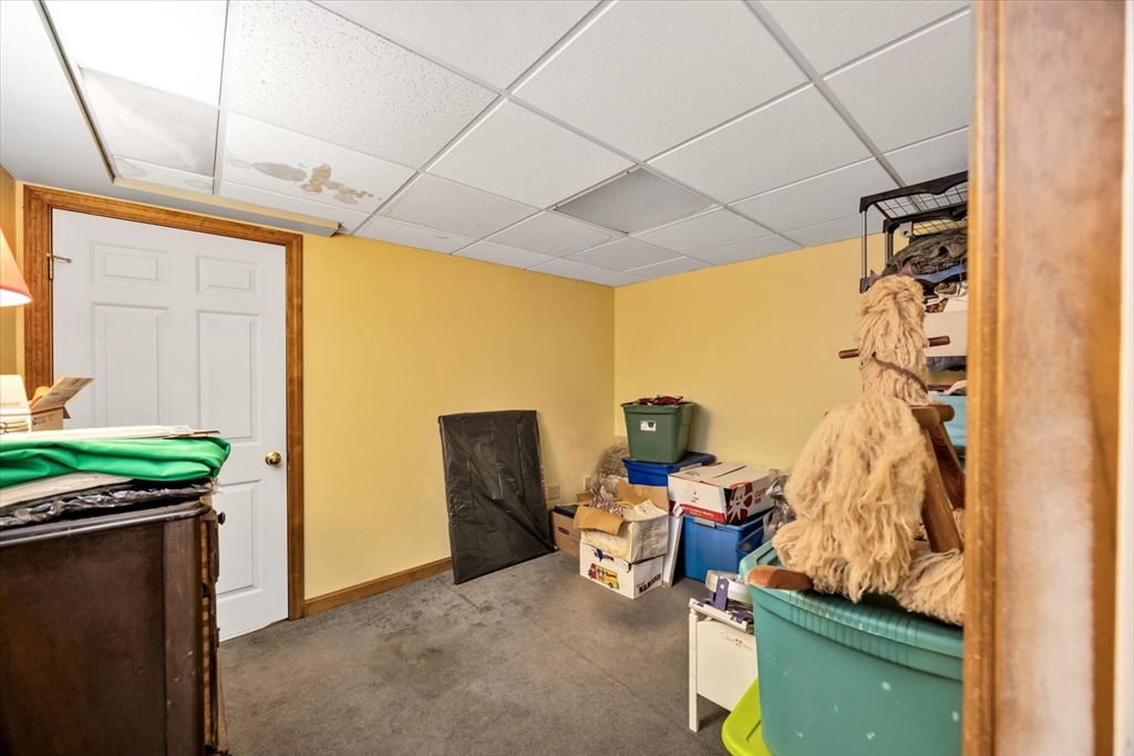 53 Thornberry Cir, Mashpee, MA Photo #39