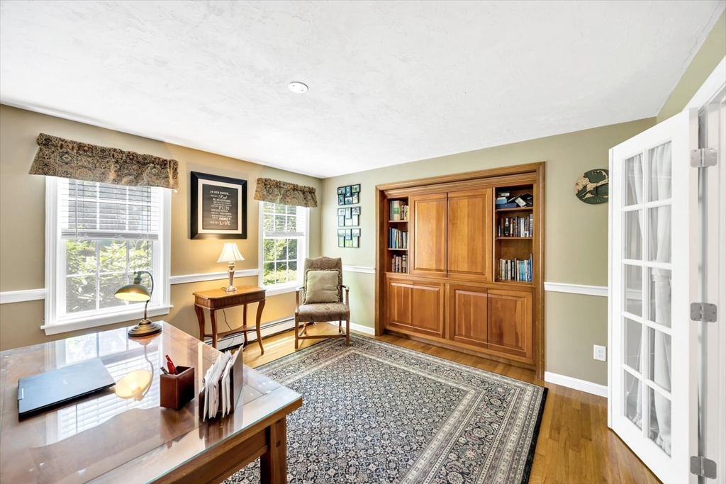 53 Thornberry Cir, Mashpee, MA Photo #20