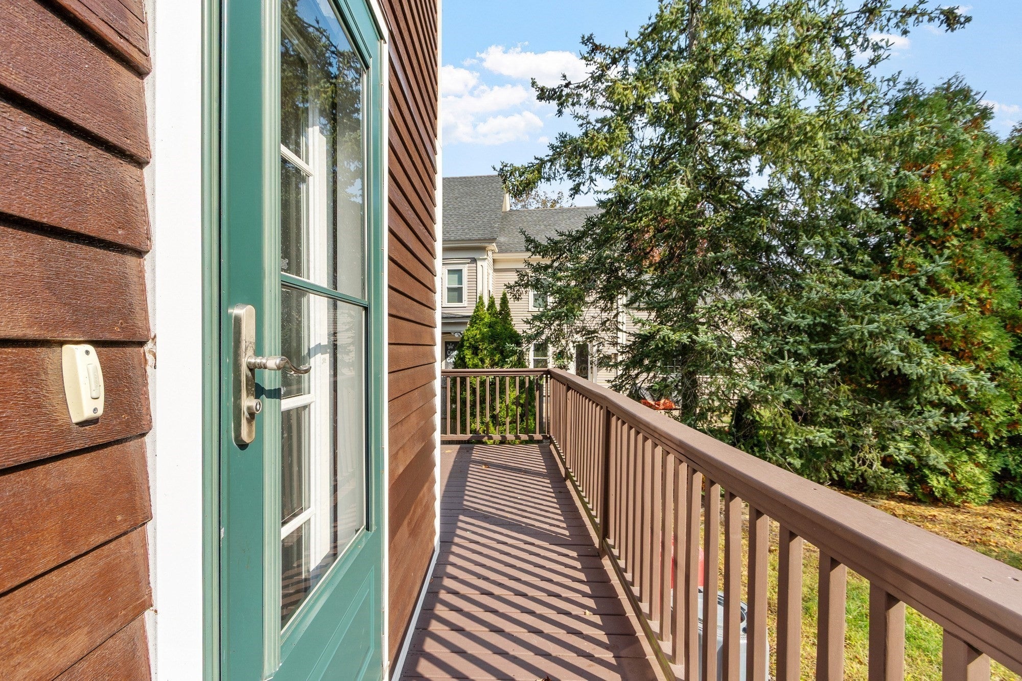 1B Greystone Lane 1B