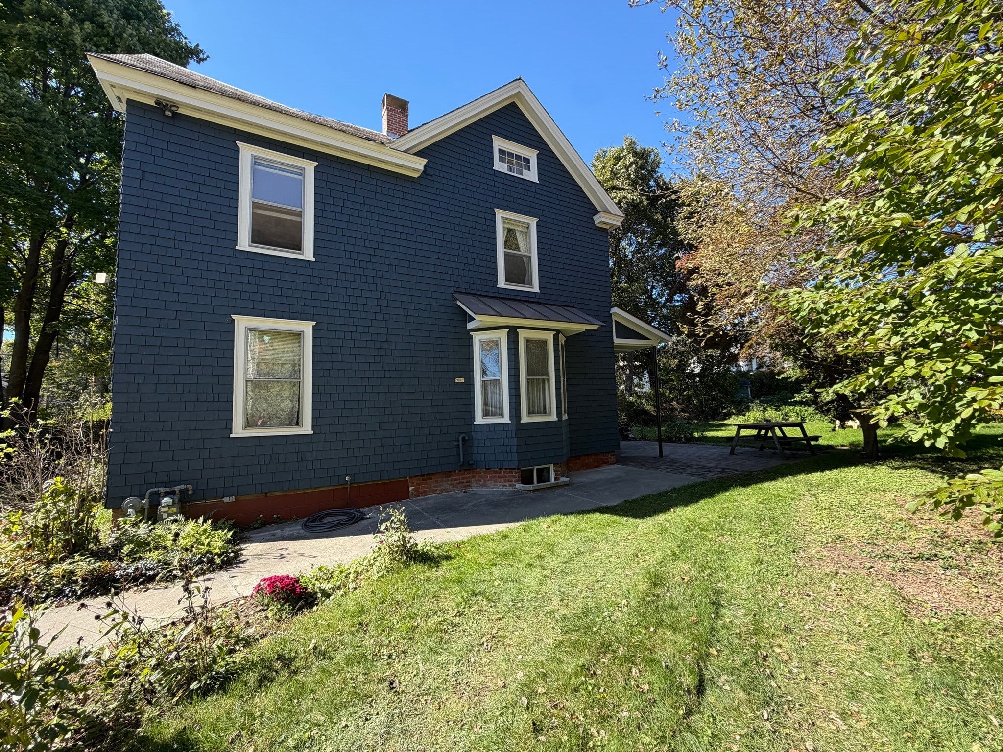 23 Phillips St, Greenfield, MA, 23 Phillips St, Greenfield, MA Photo #2