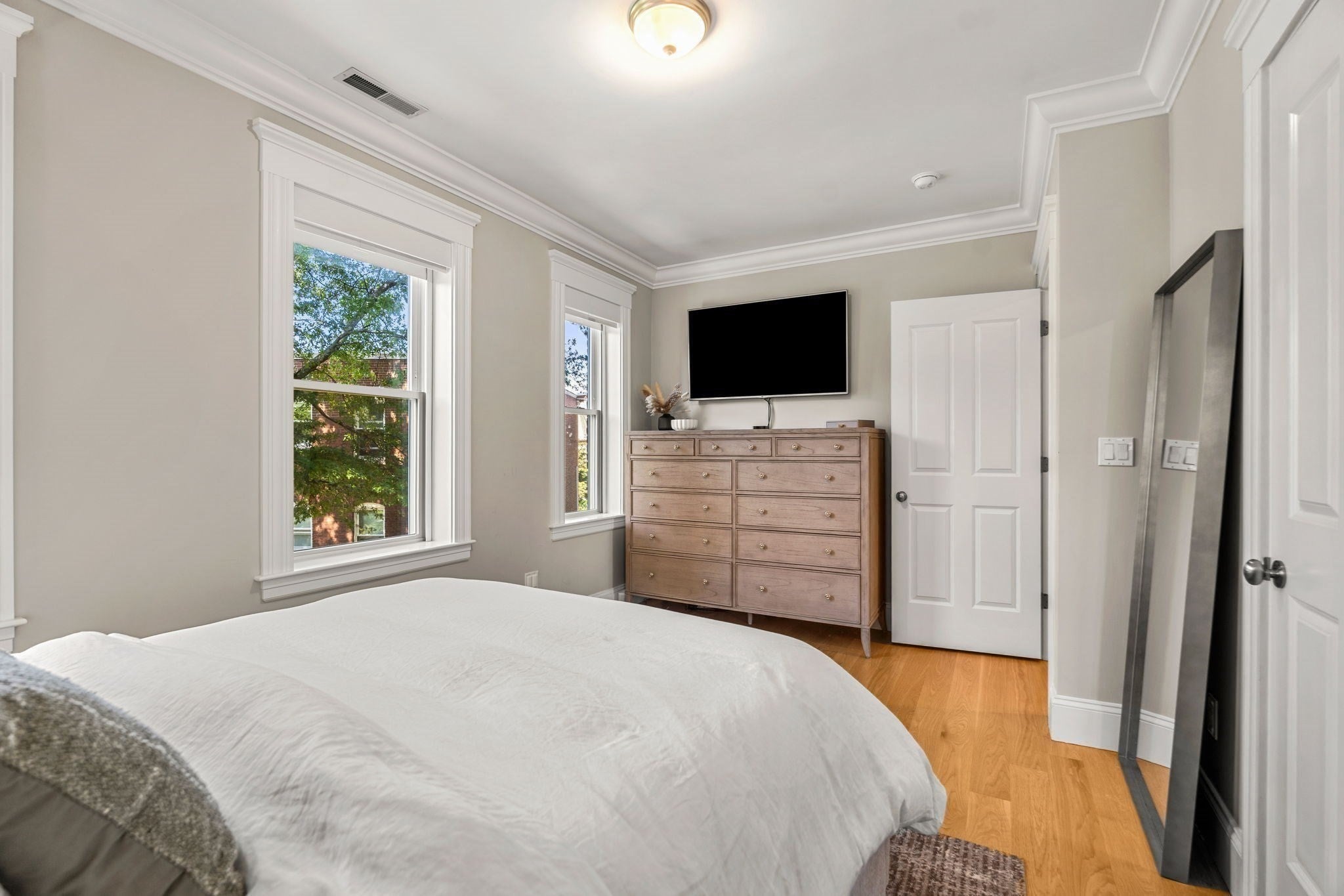 11 Claflin Rd #2, Brookline, MA Photo #19