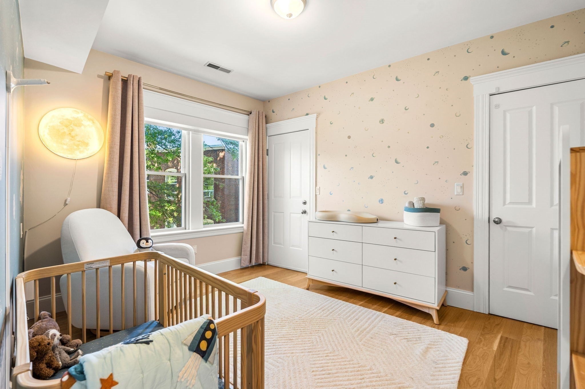 11 Claflin Rd #2, Brookline, MA Photo #26