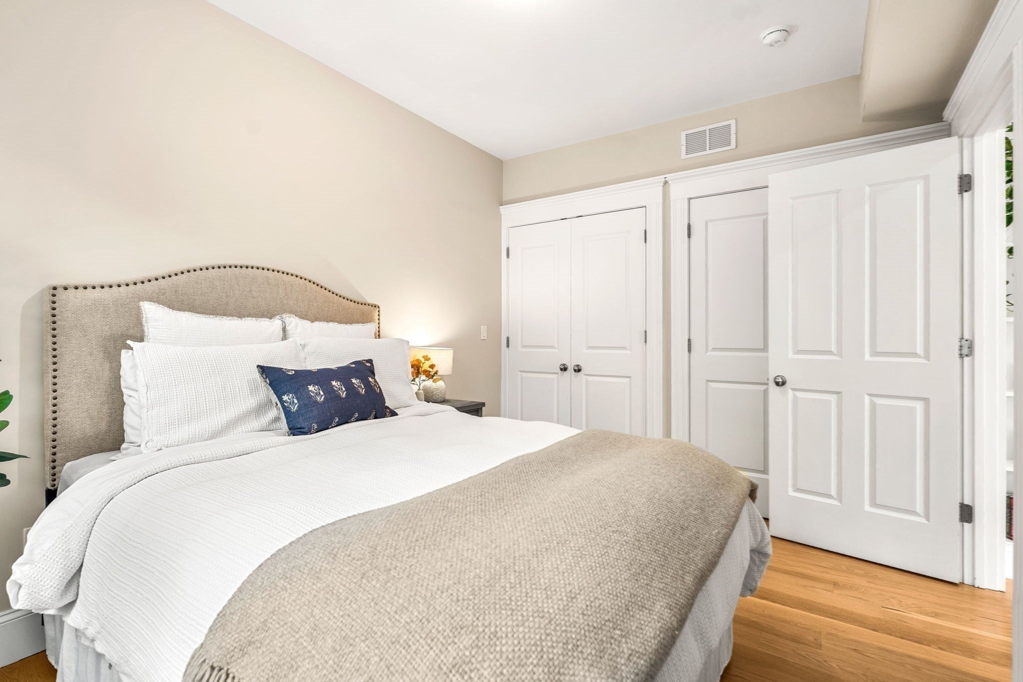 11 Claflin Rd #2, Brookline, MA Photo #25