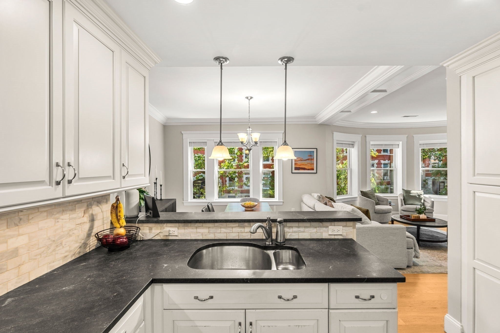 11 Claflin Rd #2, Brookline, MA Photo #14