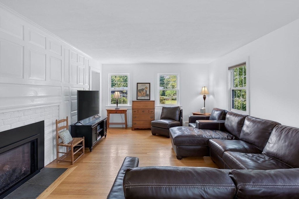 22 Post Rd, Lenox, MA, 22 Post Rd, Lenox, MA Photo #12